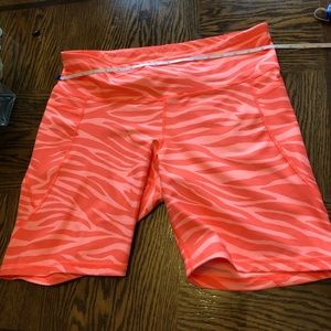 Old Navy Work Out  Shorts Orange Size 2x powersoft W/ side hip pockets